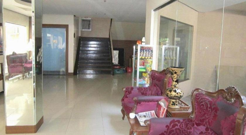 Rich Manor Pension House Cagayan de Oro Exteriör bild