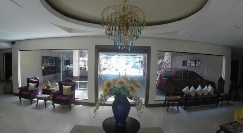 Rich Manor Pension House Cagayan de Oro Exteriör bild