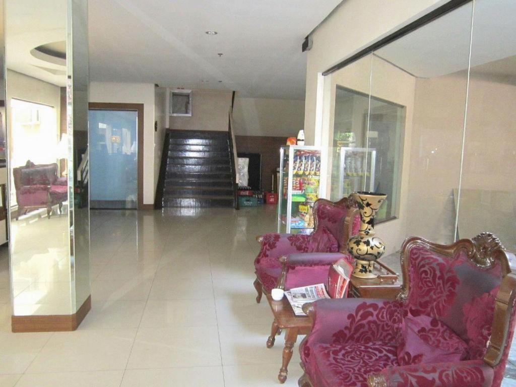 Rich Manor Pension House Cagayan de Oro Exteriör bild