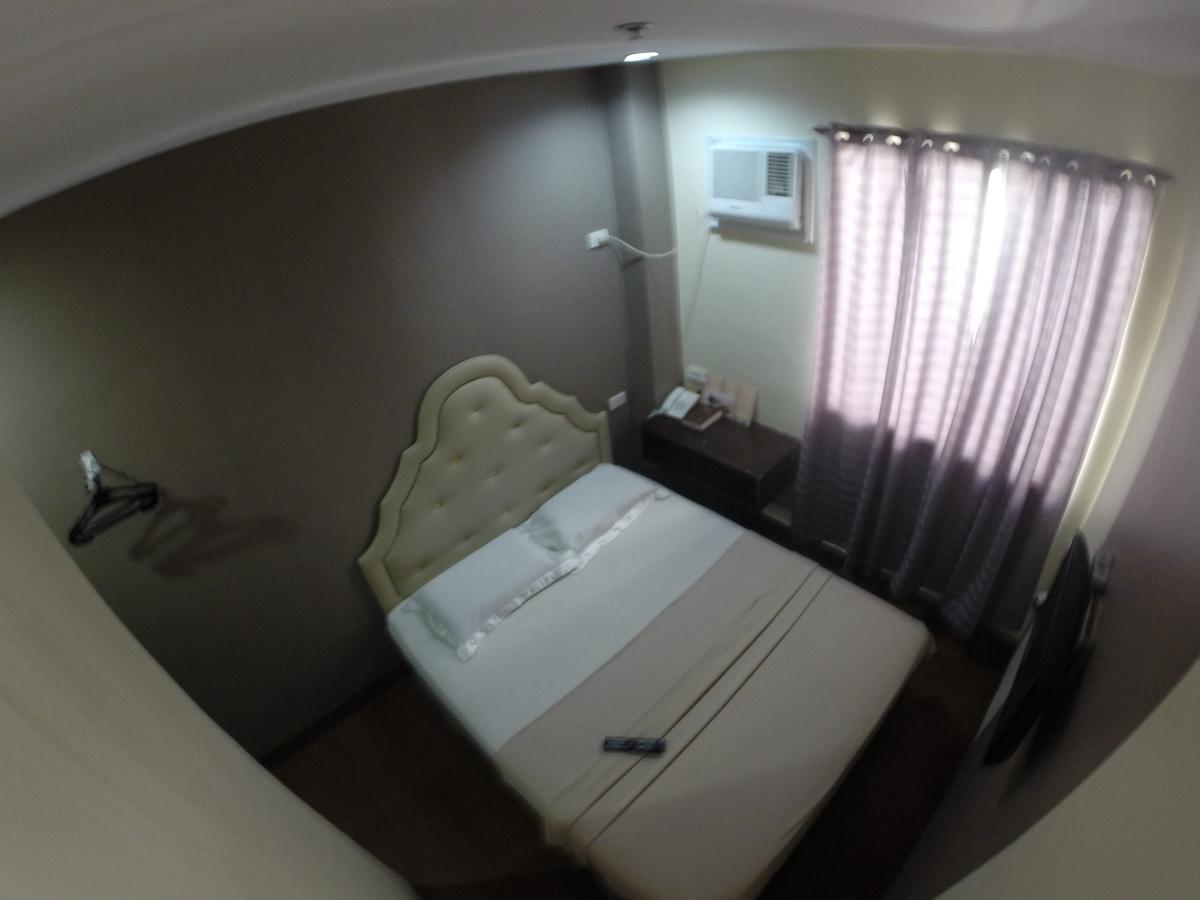 Rich Manor Pension House Cagayan de Oro Exteriör bild